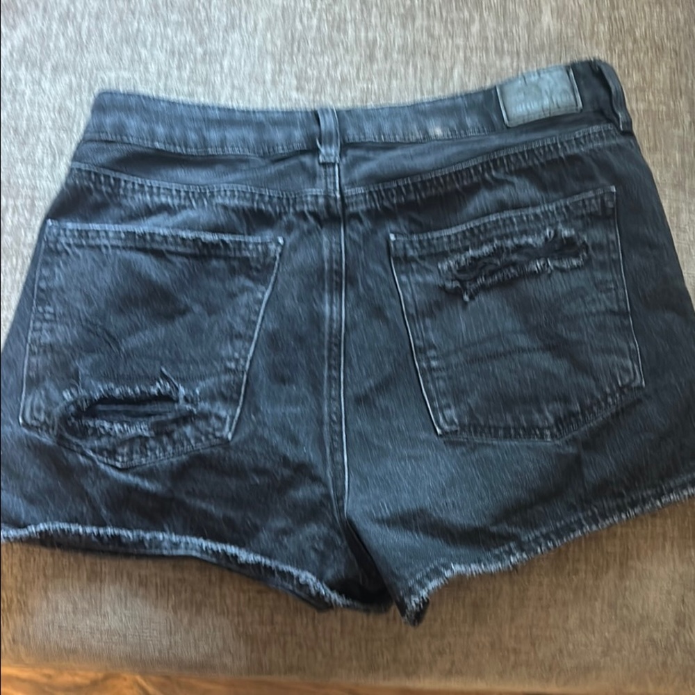 American Eagle Outfitters Black Distressed Jean Shorts - Picture 3 of 4